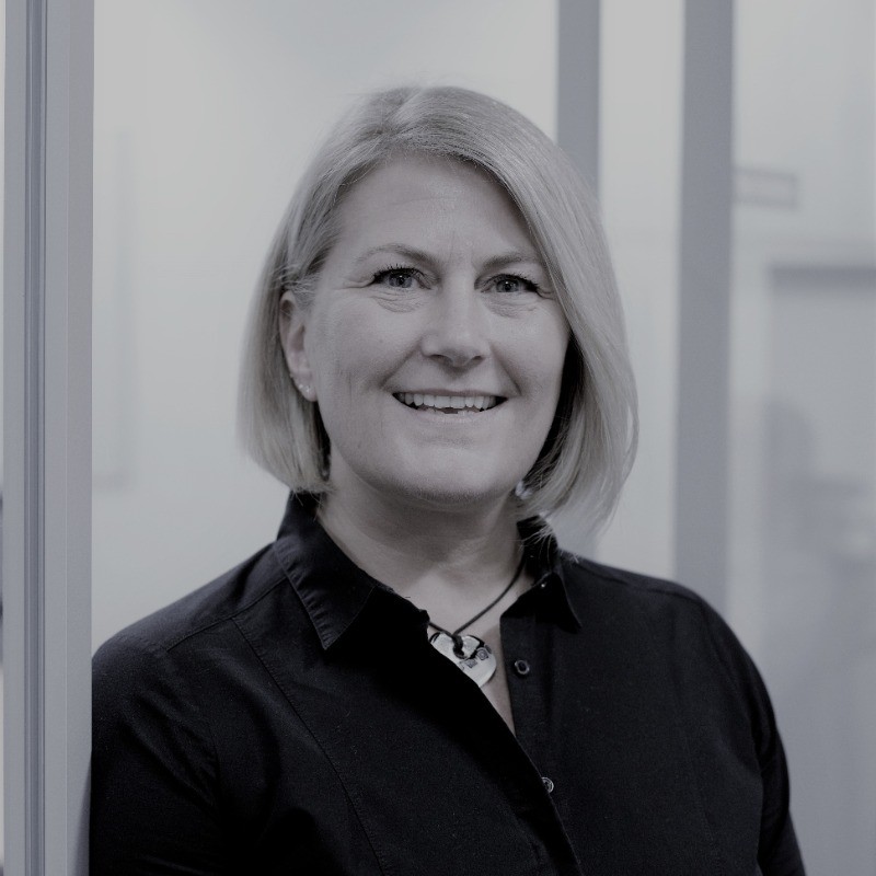 Deborah Whitworth-Hilton (CEng FIMechE)